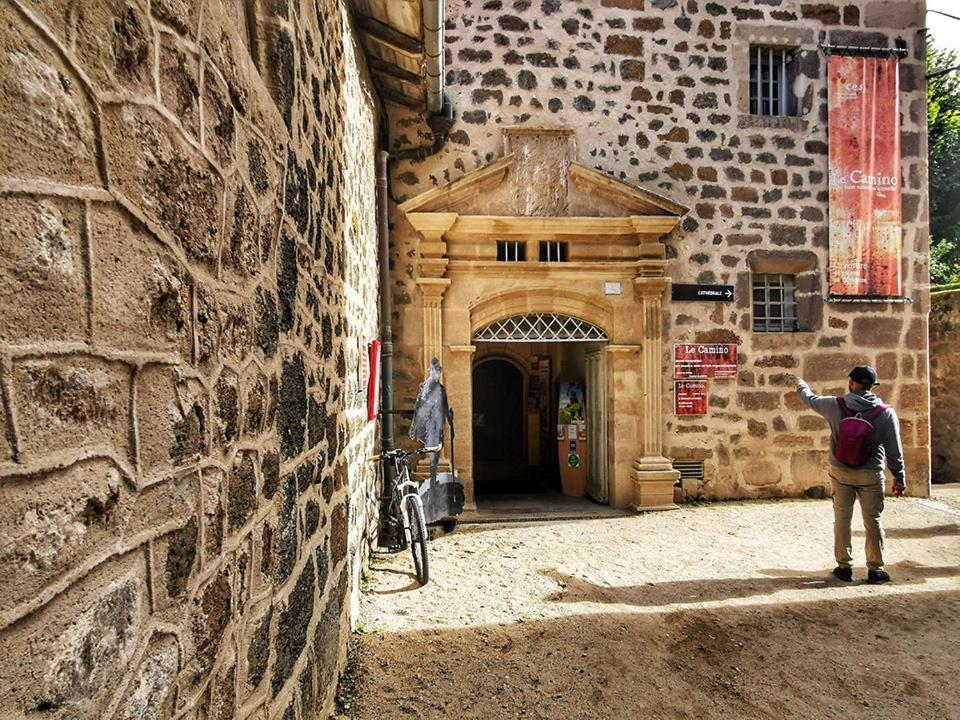 Gite La Decouverte Petit Dejeuner Offert Le Puy-en-Velay Экстерьер фото
